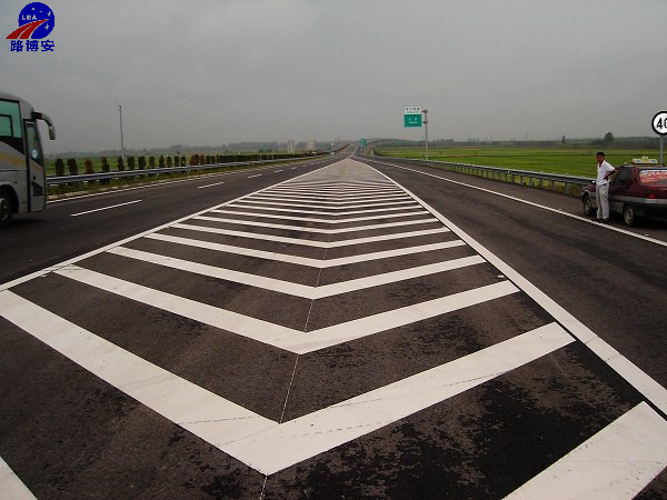 熱熔標線 熱熔標線